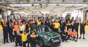 10 millionth MINI made at Plant Oxford
