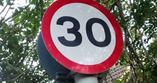 30mph speed sign