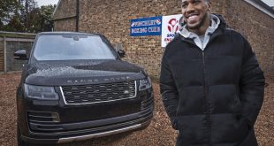 Boxer Anthony.Joshua - new Range Rover SVAutobiography