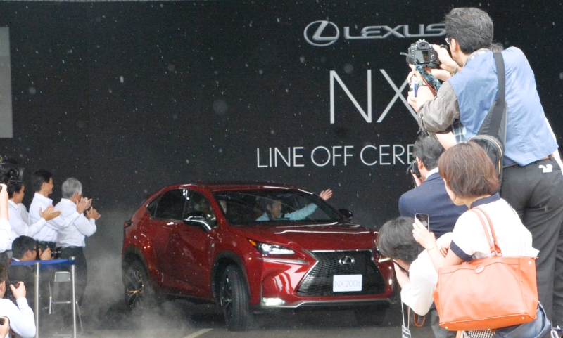 First Lexus NX rolls of the production line in Japan