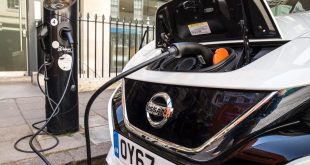 Nissan Leaf charging